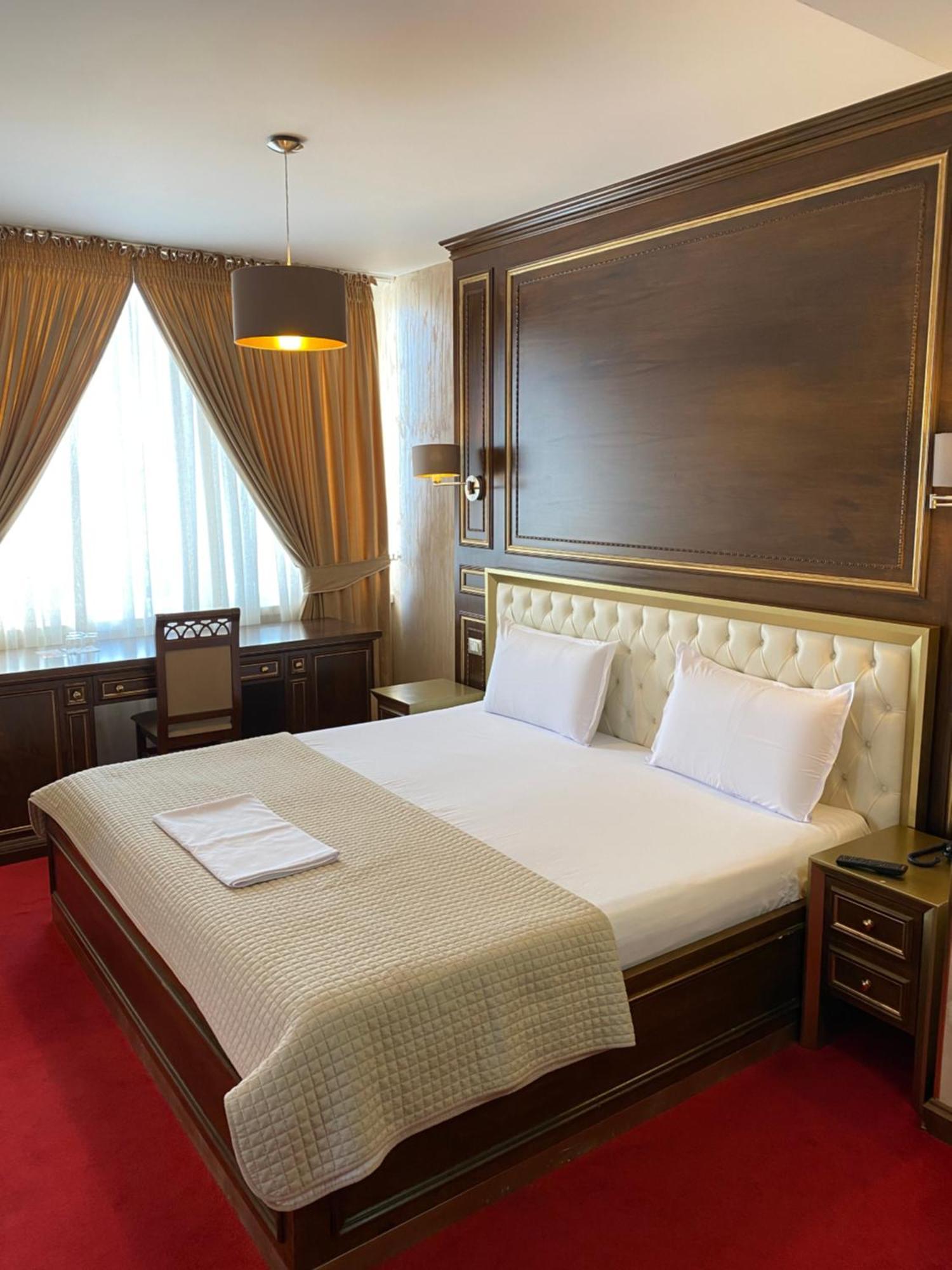 Rozafa Hotel Shkodër 外观 照片