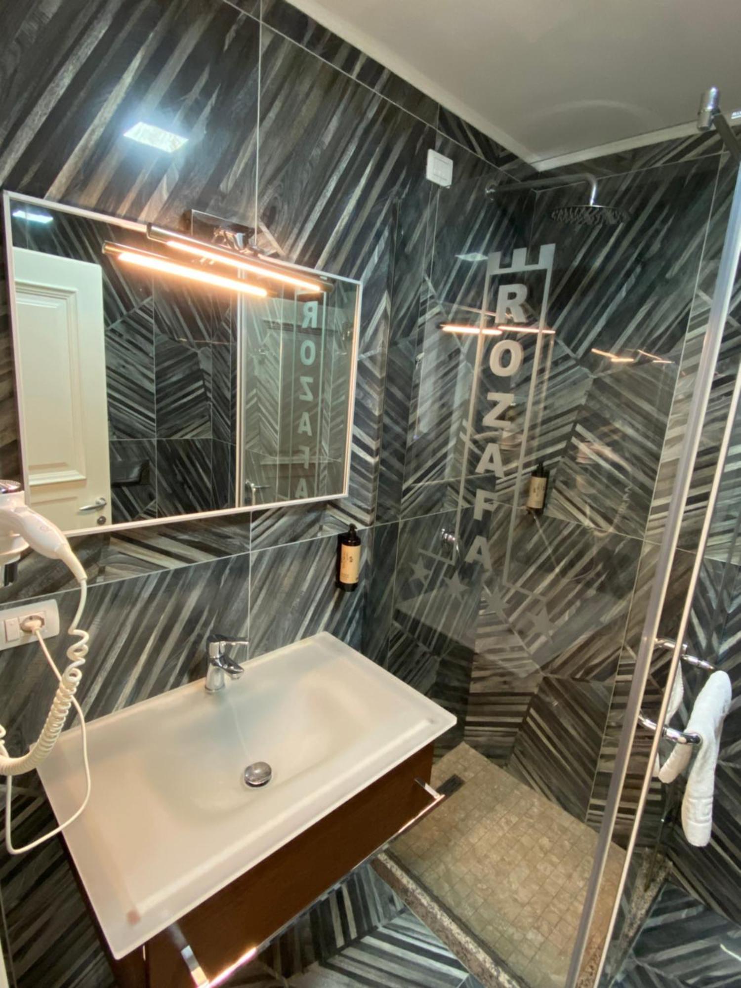 Rozafa Hotel Shkodër 外观 照片