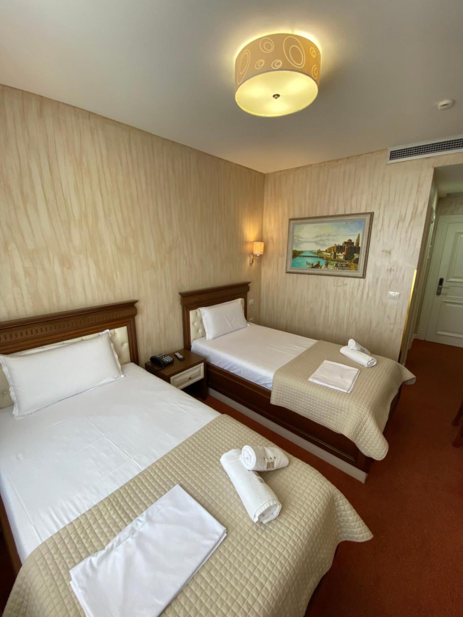 Rozafa Hotel Shkodër 外观 照片