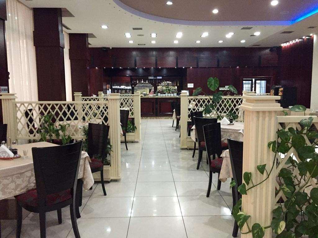 Rozafa Hotel Shkodër 餐厅 照片